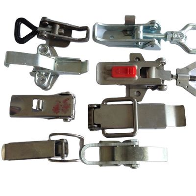 Estampagem OEM Prateleiras de grampos personalizadas de aço inoxidável de aço carbono