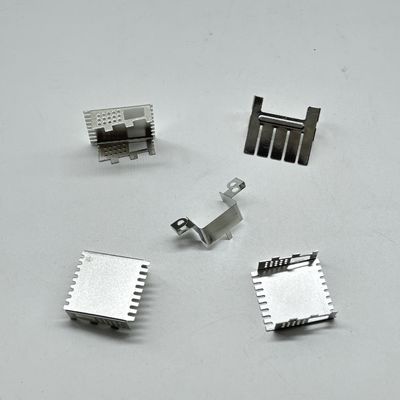 OEM Fábrica de peças de metal de chapa personalizadas Fabricação de corte a laser de aço inoxidável Serviços de processamento de curvatura Ferro Brackets de cobre