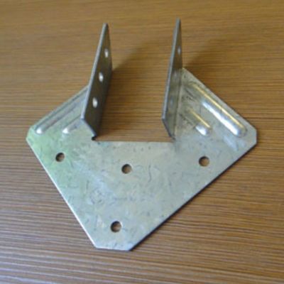 Conectores de madeira de aço de várias formas Bracket Joist Hangers Acessórios metálicos Conectores de madeira